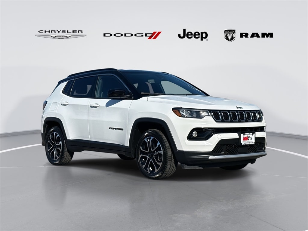 2023 Jeep Compass Limited's photo