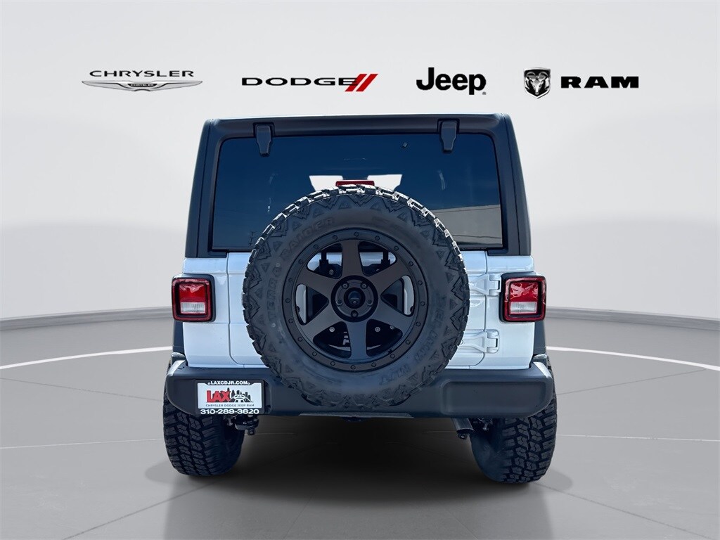 2025 Jeep Wrangler Sport S photo 4