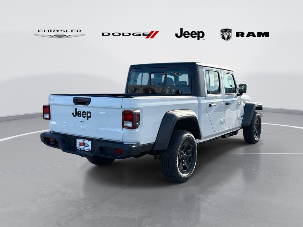 New 2026 Jeep Gladiator Sport Pickup