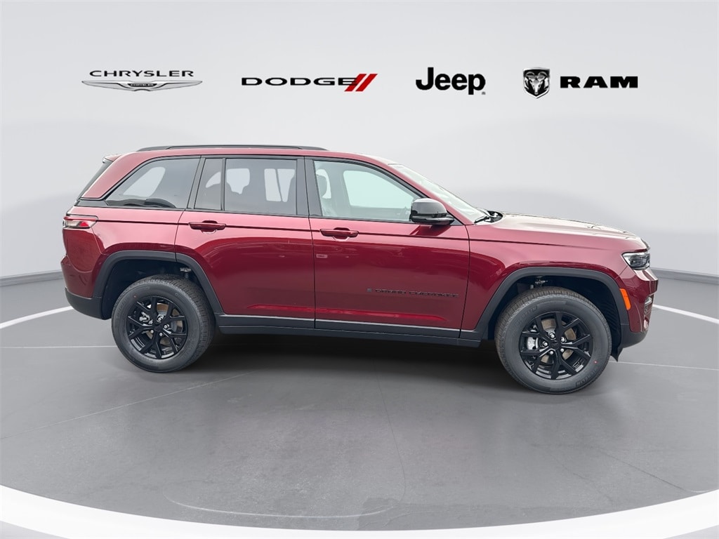 New 2025 Jeep Grand Cherokee Altitude X Sport Utility