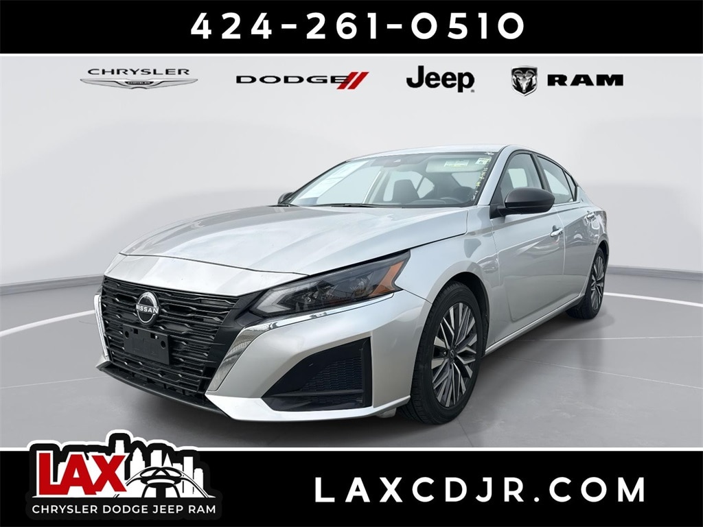 Used 2024 Nissan Altima 2.5 SV Sedan