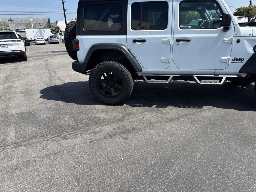 2025 Jeep Wrangler Sport S photo 2