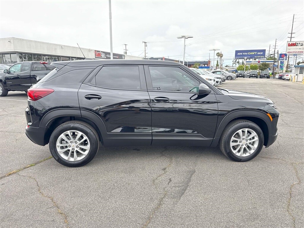 Used 2024 Chevrolet TrailBlazer LS with VIN KL79MMSL7RB067350 for sale in Inglewood, CA