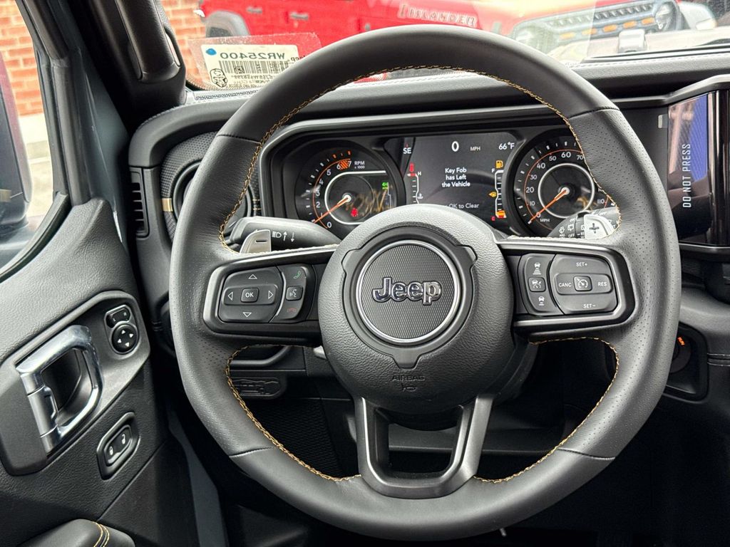 2025 Jeep Wrangler 4-Door Rubicon 392 Final Edition - Photo 16
