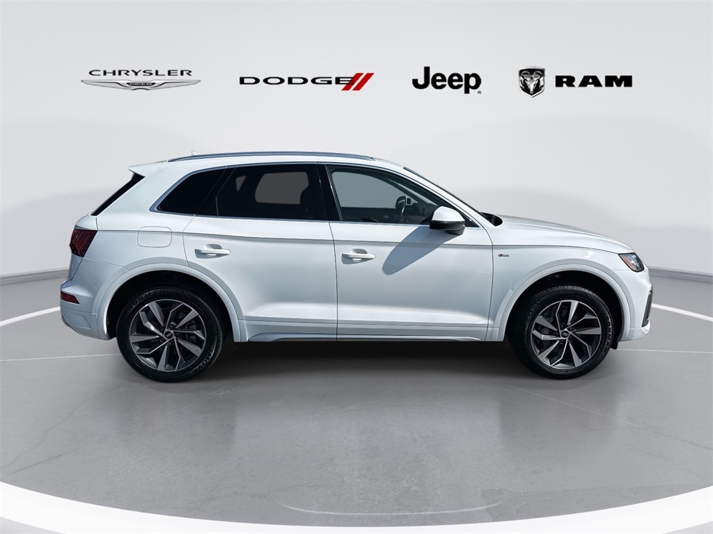 Used 2023 Audi Q5 45 S line Premium SUV