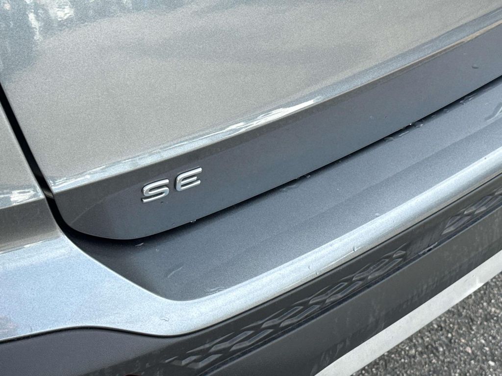 2022 Volkswagen Taos 1.5T SE photo 5