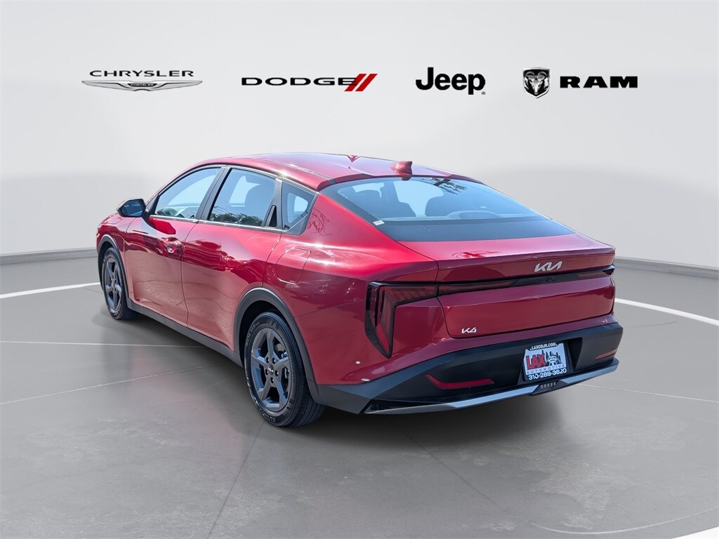 2025 Kia K4 LXS photo 3