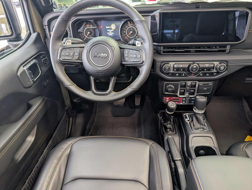 2025 Jeep Wrangler 4-Door Rubicon 392 Final Edition - Photo 18