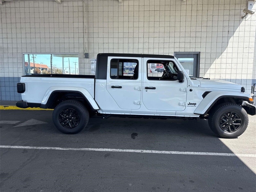 Used 2023 Jeep Gladiator Sport S with VIN 1C6HJTAG0PL506862 for sale in Inglewood, CA