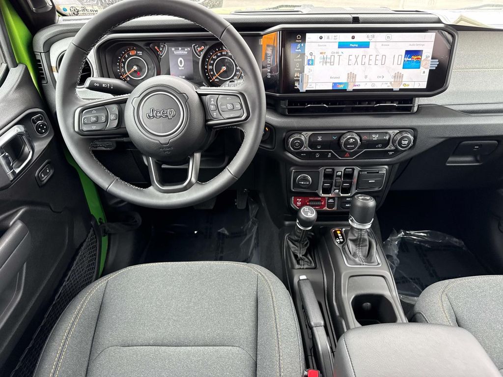 2025 Jeep Wrangler 4-Door Willys - Photo 15