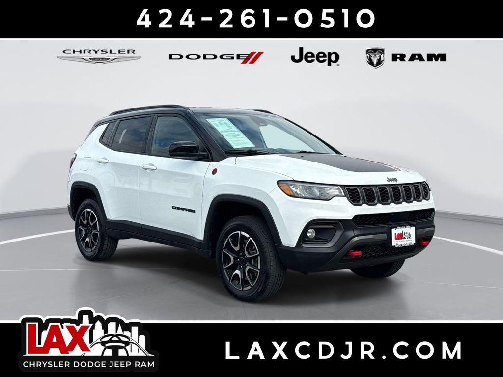 2025 Jeep Compass Trailhawk 4X4's photo