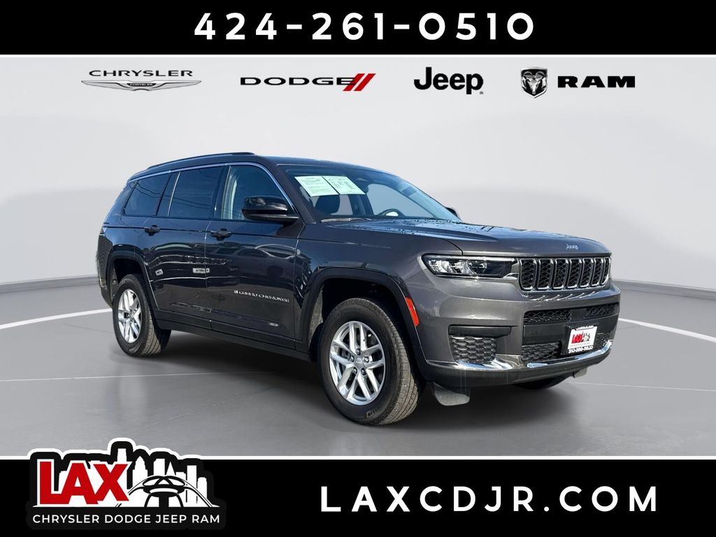2023 Jeep Grand Cherokee L Laredo photo 1