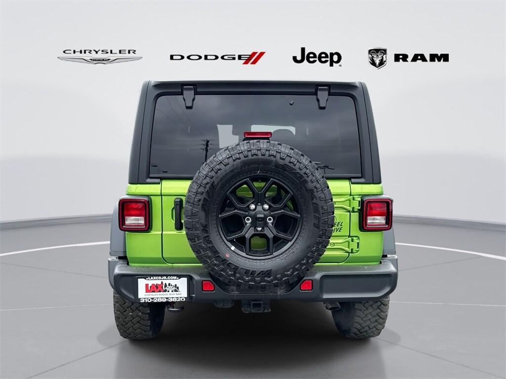 2025 Jeep Wrangler Willys photo 4