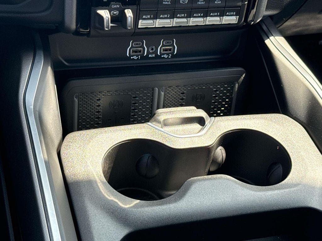 2025 RAM 2500 Big Horn - Photo 19