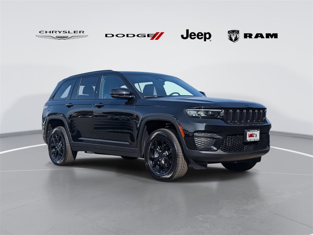 2025 Jeep Grand Cherokee Altitude's photo