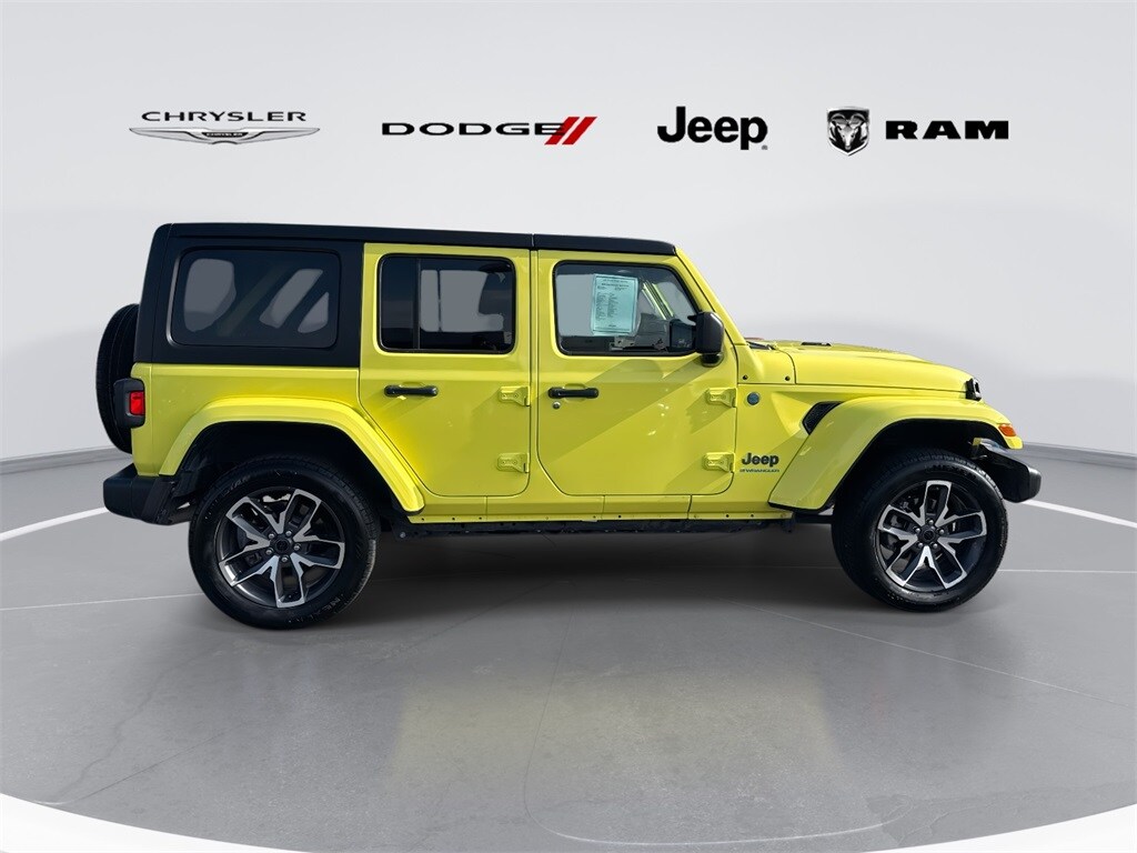 2024 Jeep Wrangler 4xe Sport S photo 2