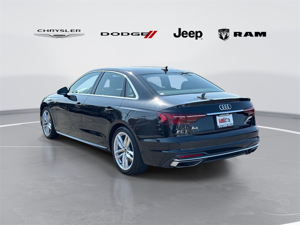 2024 Audi A4 45 S line Premium photo 4