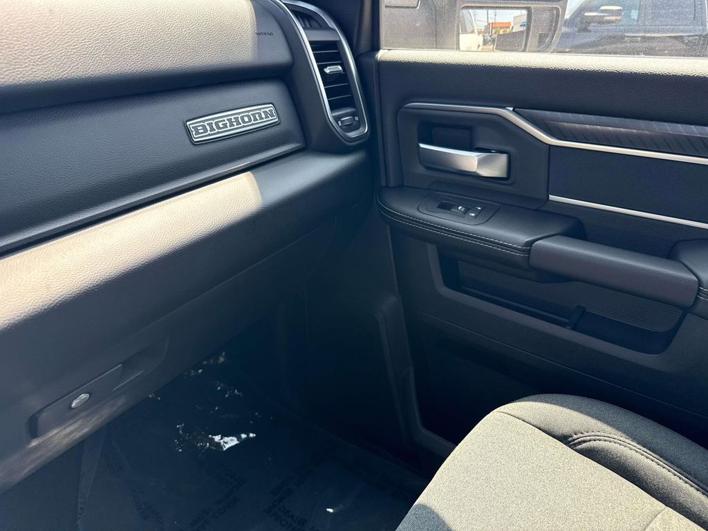 2025 RAM 2500 Big Horn - Photo 37