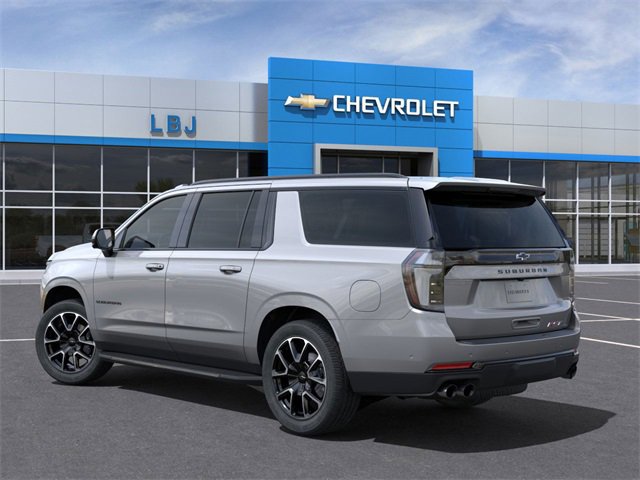 2025 Chevrolet Suburban RST photo 3