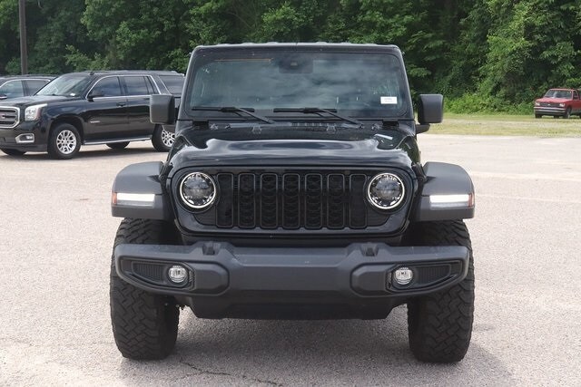 2024 Jeep Wrangler Willys photo 2