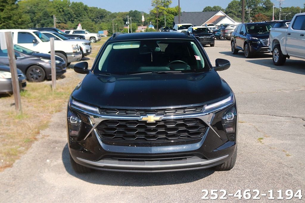 Used 2024 Chevrolet Trax LT SUV