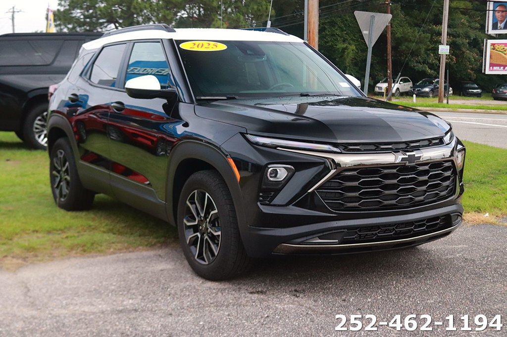 Used 2025 Chevrolet Trailblazer Activ SUV