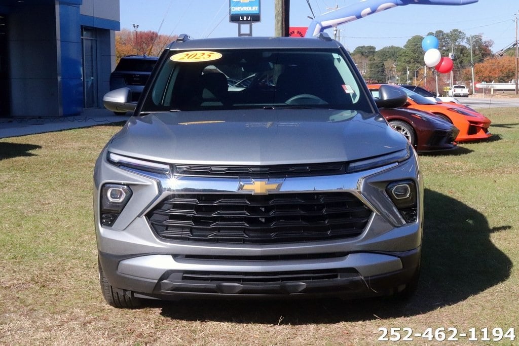Used 2025 Chevrolet Trailblazer LT SUV