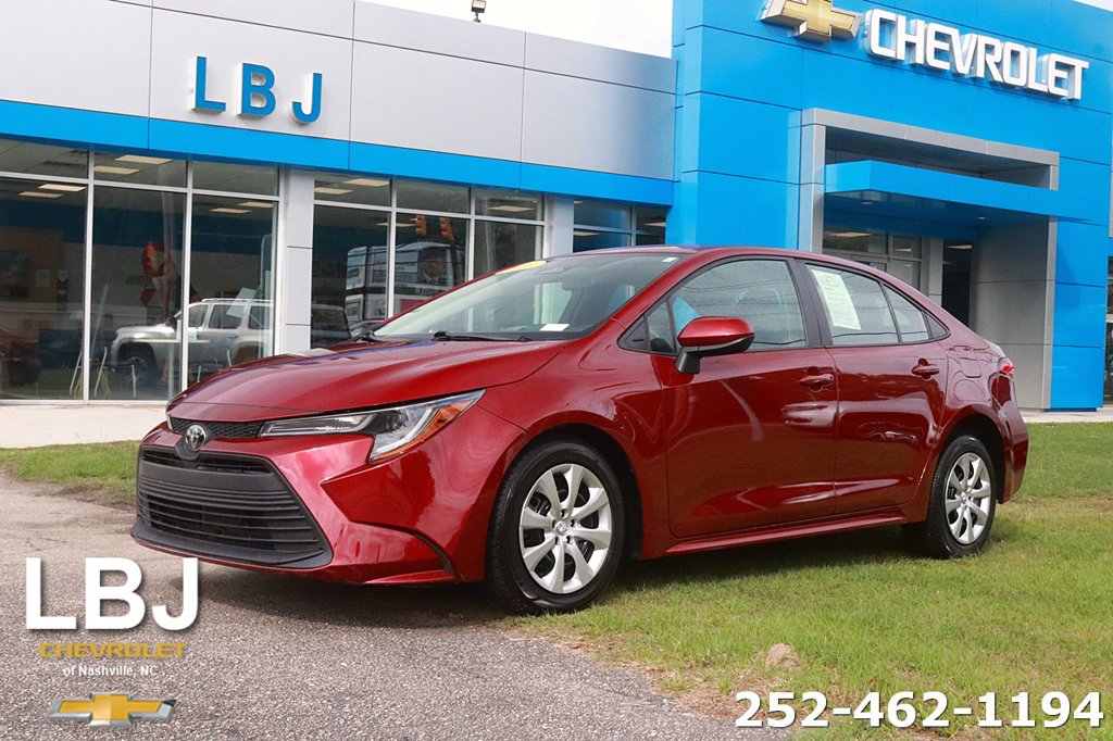 Used 2024 Toyota Corolla LE Sedan