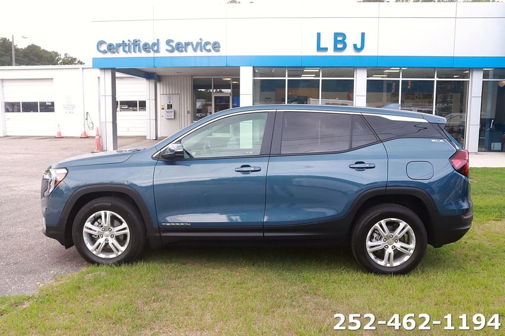 Used 2024 GMC Terrain SLE SUV