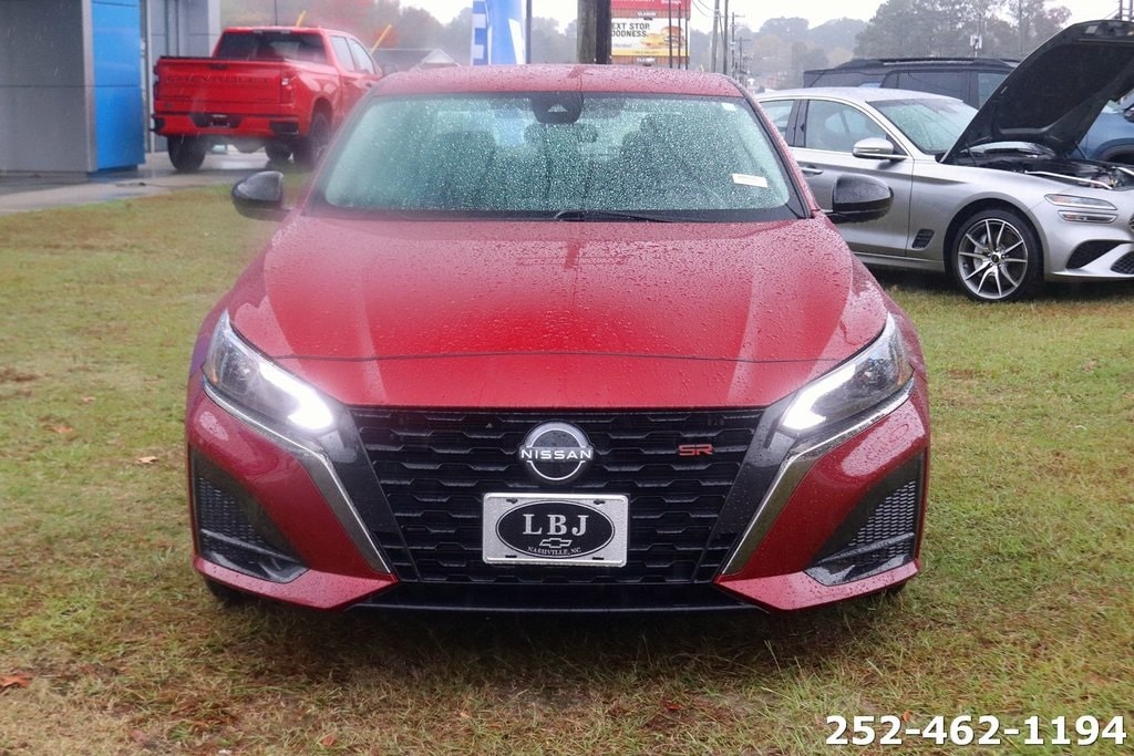 Used 2024 Nissan Altima 2.5 SR Sedan