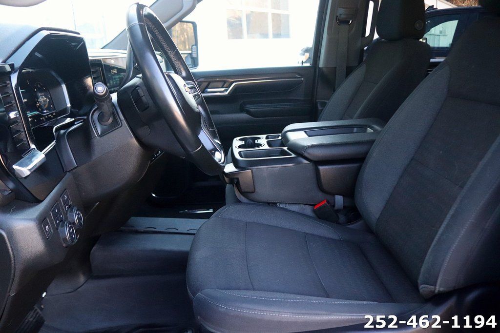 2024 Chevrolet Silverado 2500HD LT - Photo 17
