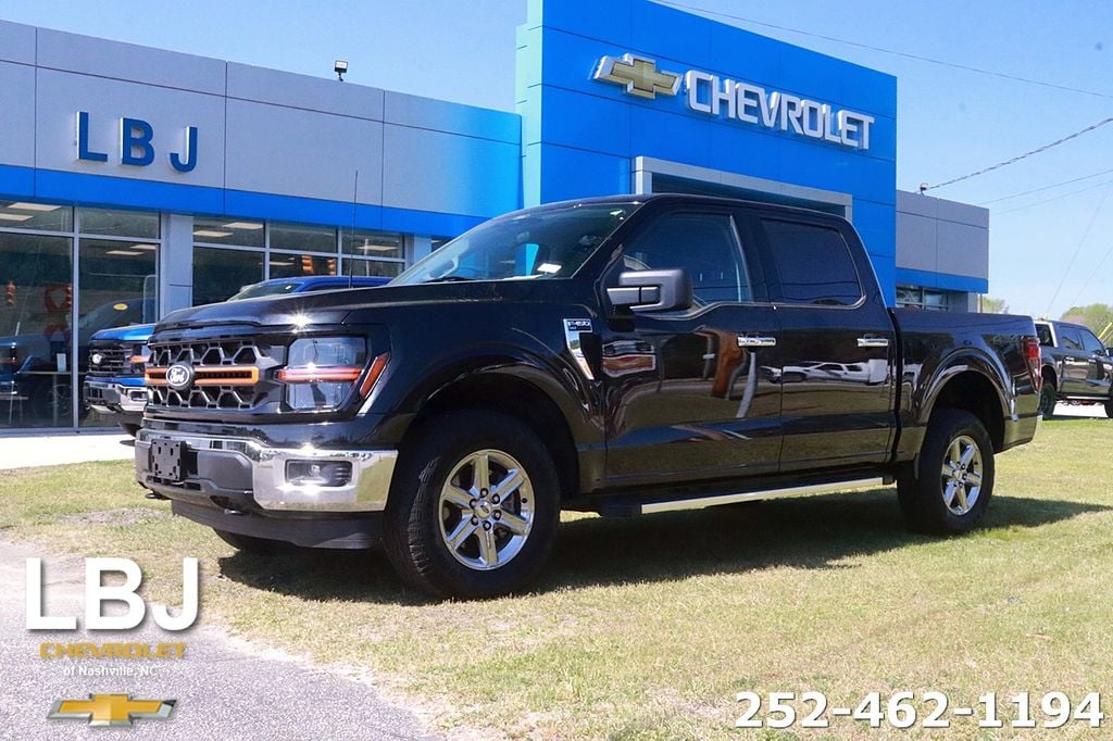 2025 Ford F-150 Truck SuperCrew Cab 