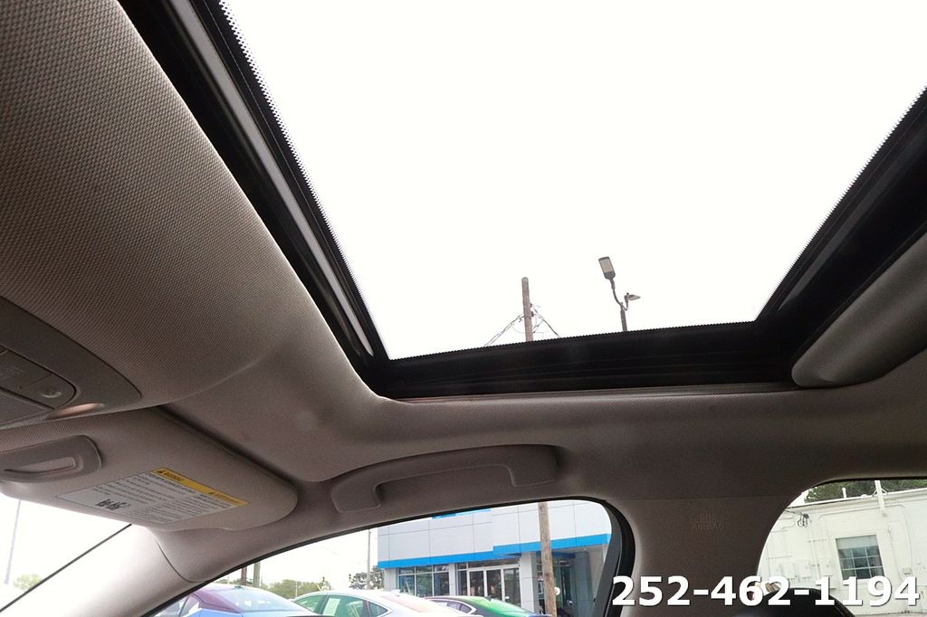 2022 INFINITI Q50 LUXE - Photo 27