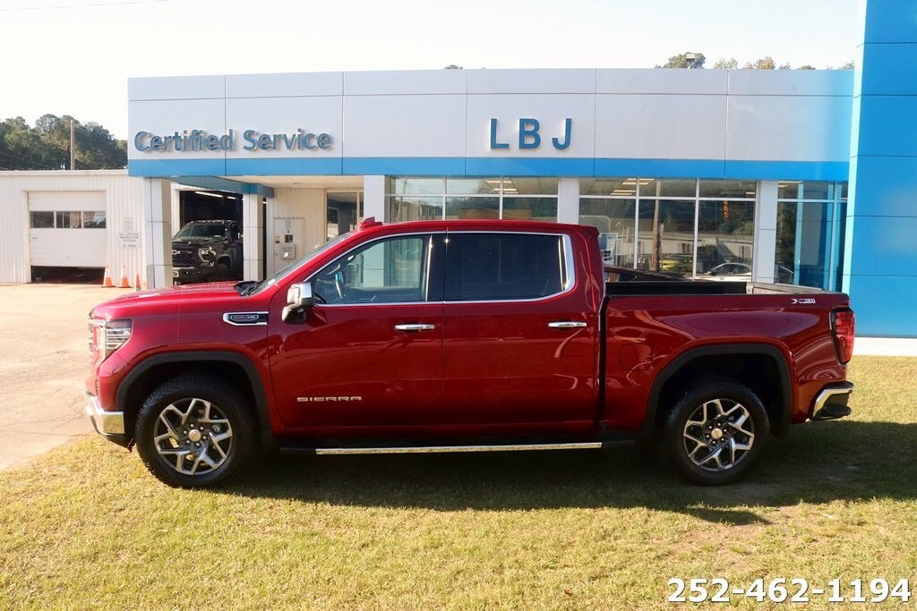 2023 Gmc Sierra 1500 SLT photo 3