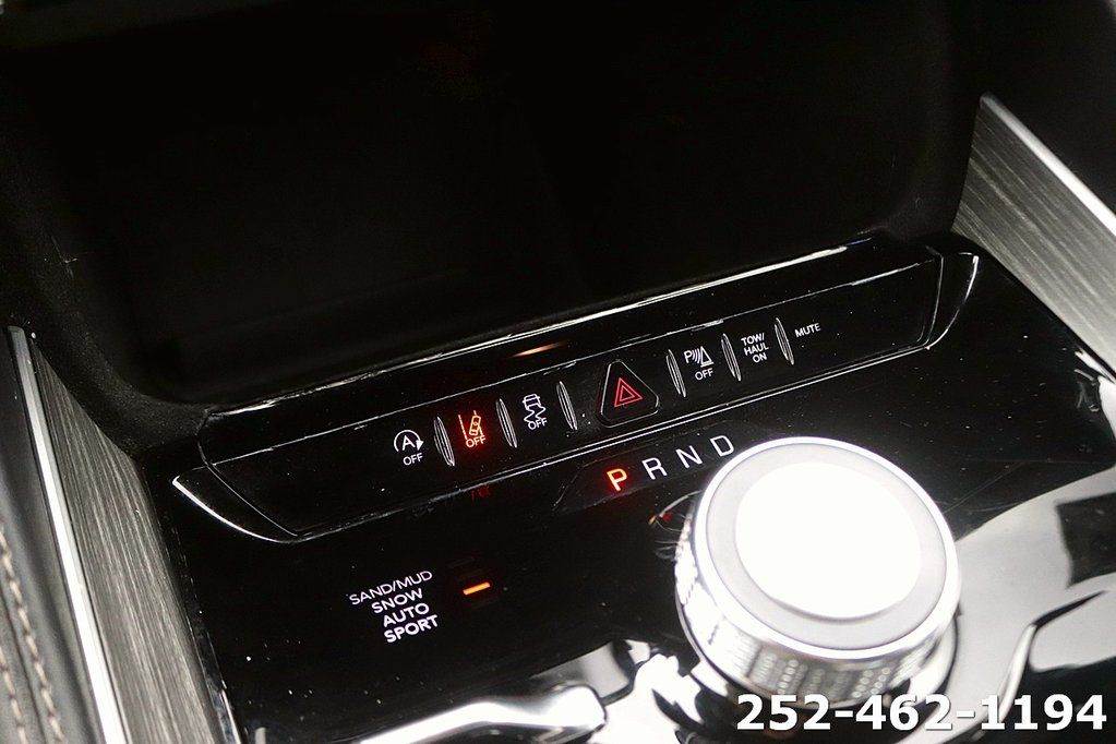 2024 Jeep Wagoneer Series II - Photo 24