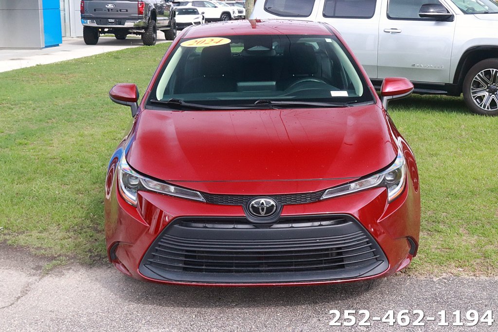 Used 2024 Toyota Corolla LE Sedan