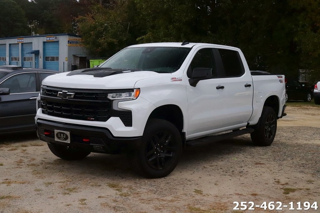 Used 2025 Chevrolet Silverado 1500 LT Trail Boss Truck Crew Cab