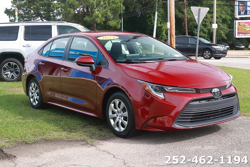 Used 2024 Toyota Corolla LE Sedan