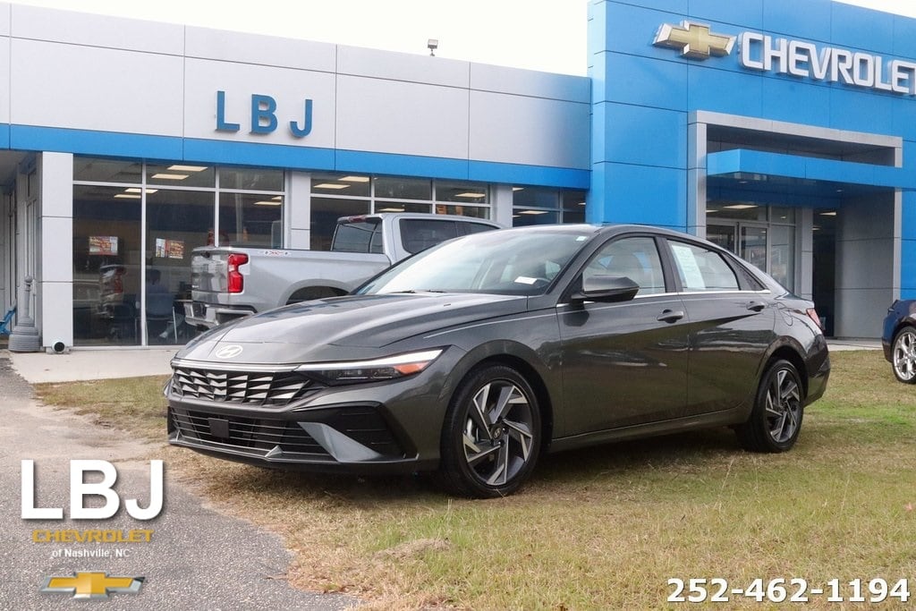 2025 Hyundai Elantra Limited