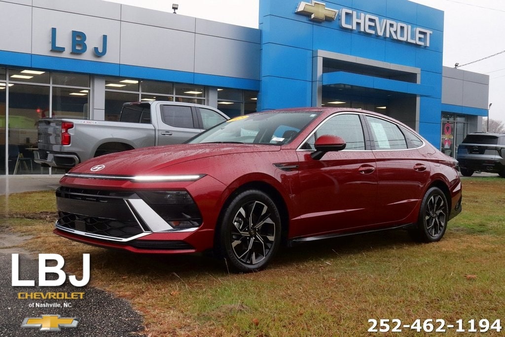 2025 Hyundai Sonata SEL's photo