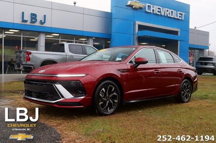 2025 Hyundai Sonata SEL Sedan