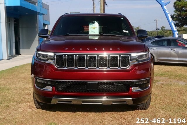 2023 Jeep Grand Cherokee Altitude photo 2