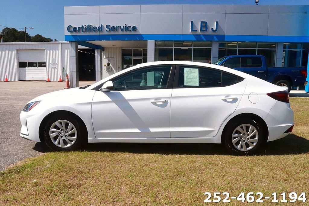 Used 2019 Hyundai Elantra SE Sedan