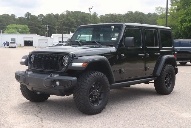 2024 Jeep Wrangler Willys photo 3