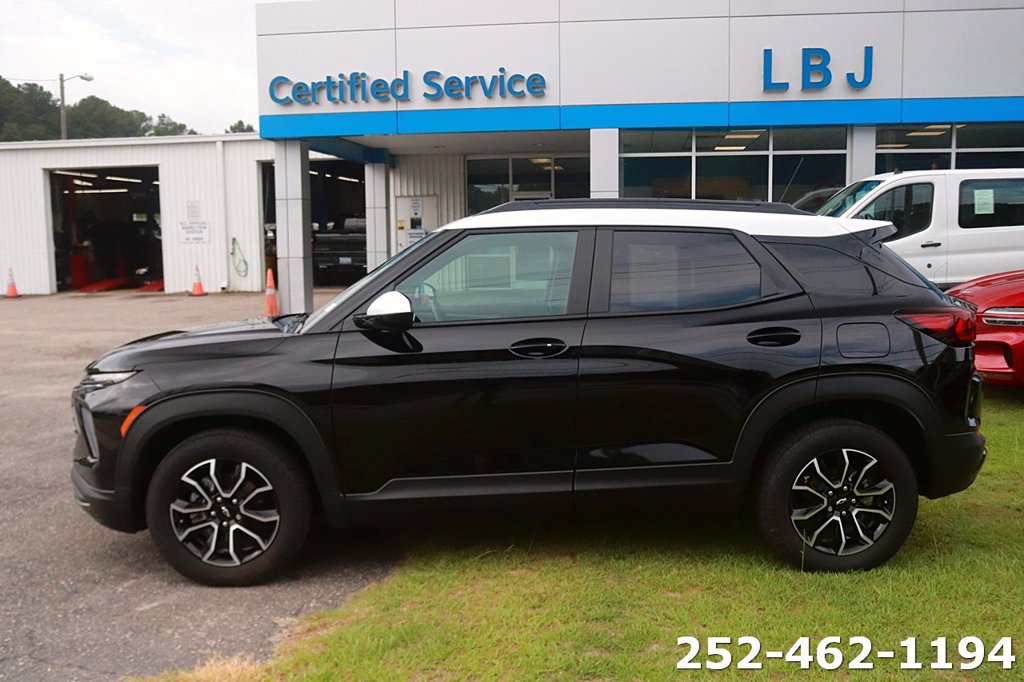 Used 2025 Chevrolet Trailblazer Activ SUV