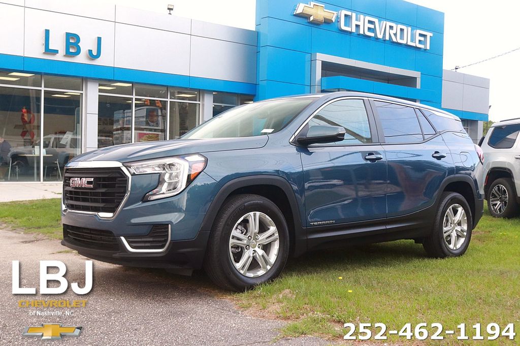 2024 GMC Terrain SLE FWD's photo