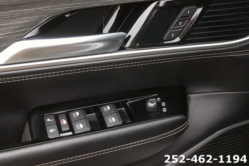 2024 Jeep Wagoneer Series II - Photo 12