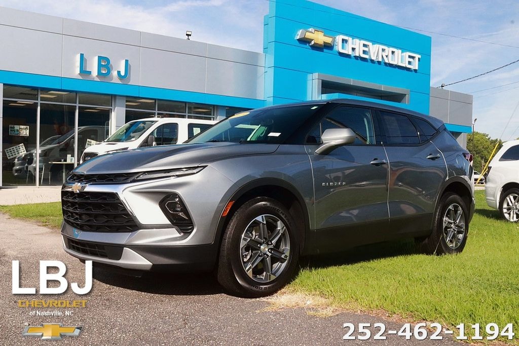 Used 2025 Chevrolet Blazer LT SUV