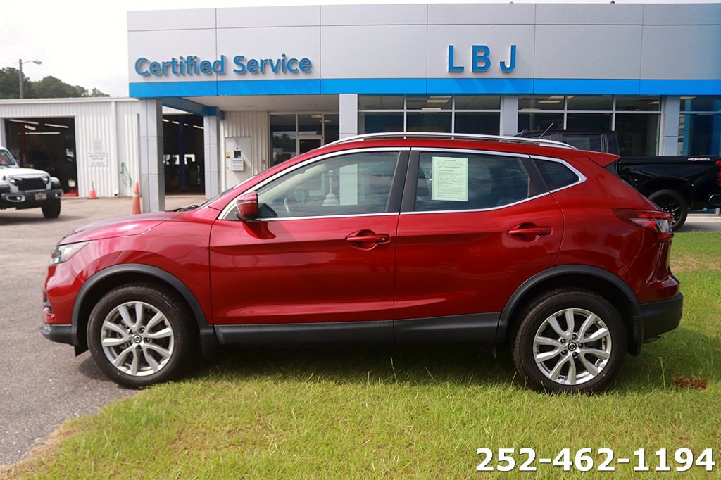 Used 2022 Nissan Rogue Sport SV SUV