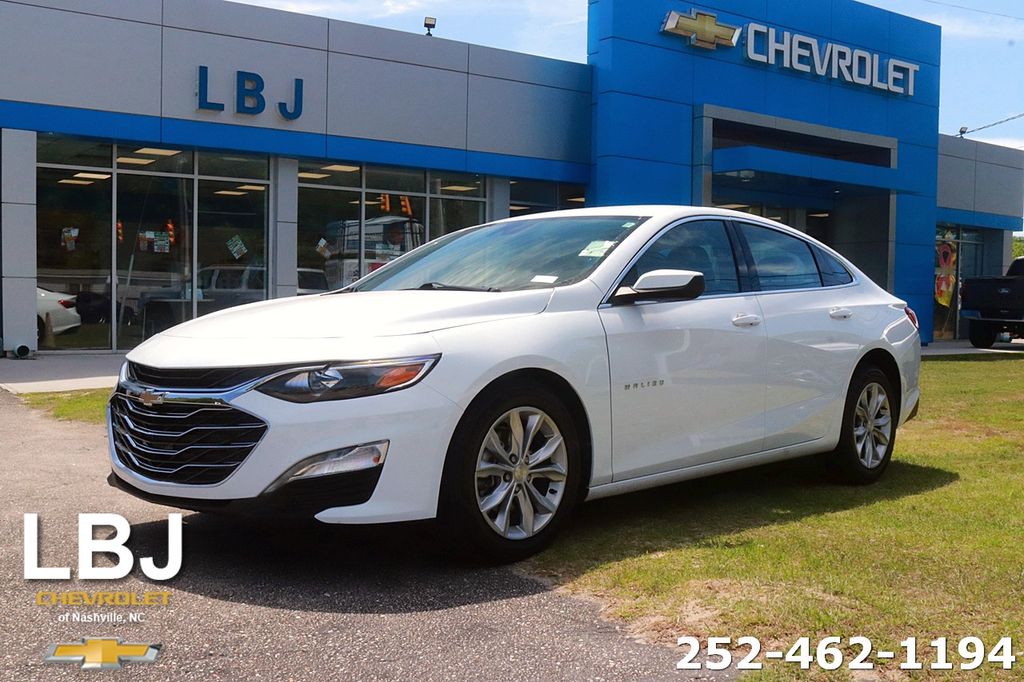 2025 Chevrolet Malibu 1LT's photo